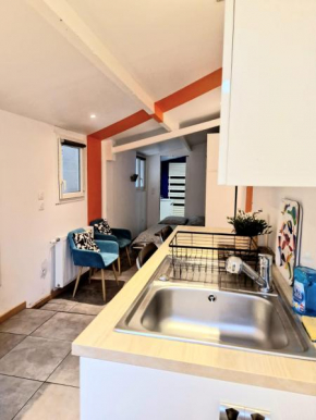 Petit studio avec terrasse